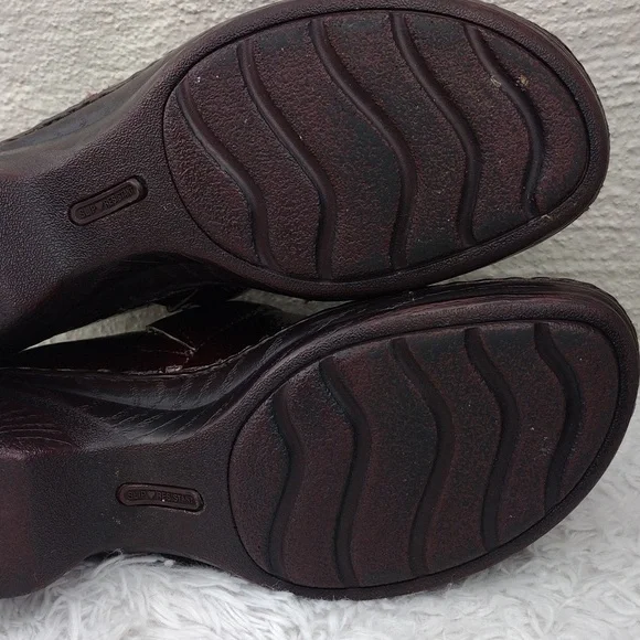 Nurse Mates Pillow Top Halle Burgundy Snakeskin Leather Round Toe Clog Shoes - Picture 8 of 16